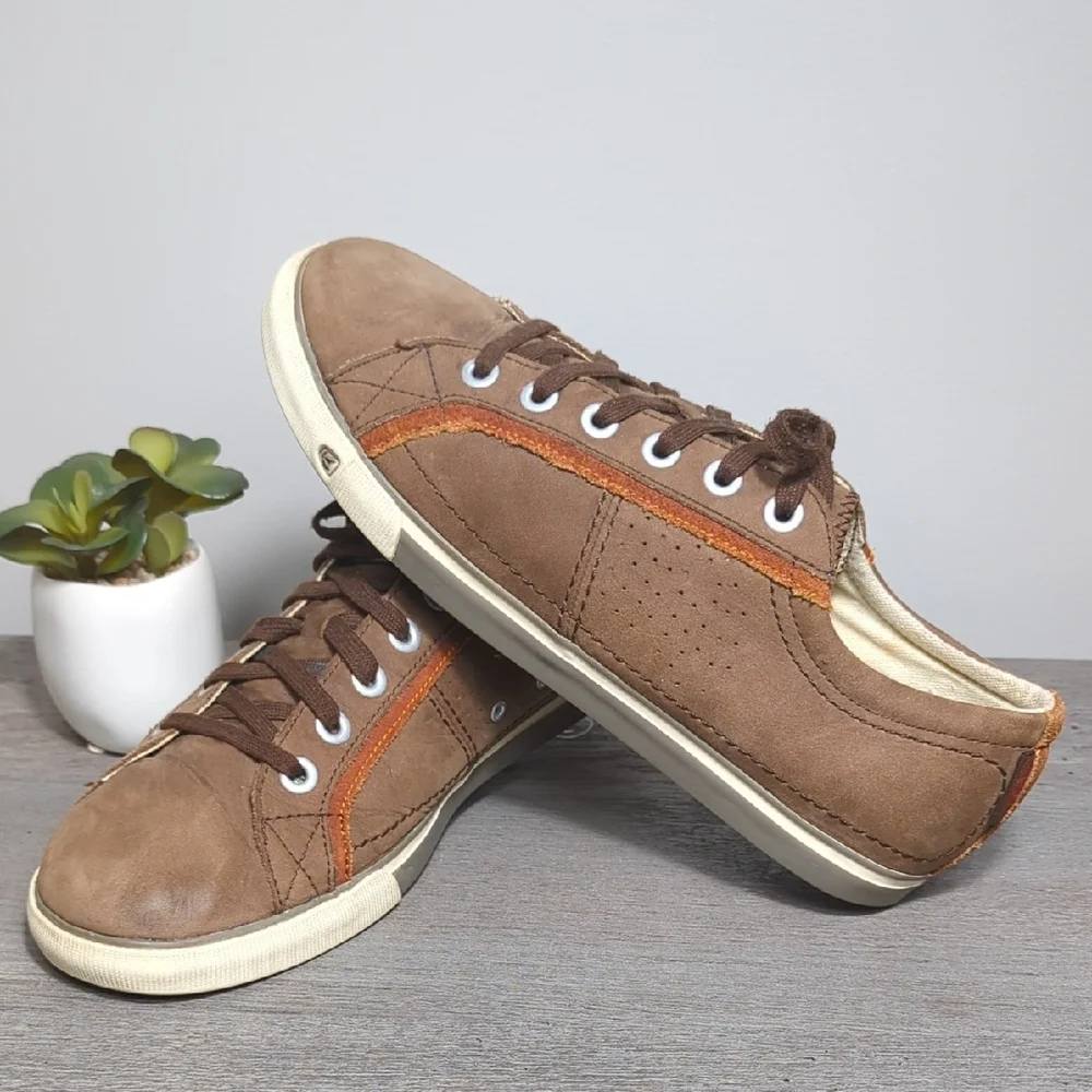 KEEN Arcata‎ Men's Suede Brown Orange Casual Sneakers 1002889 Size 10.5 Grunge